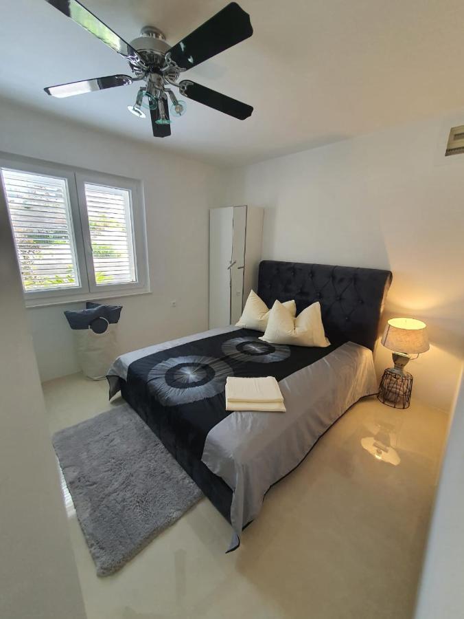 Apartman Renata & Apartman Maja Trogir Luaran gambar